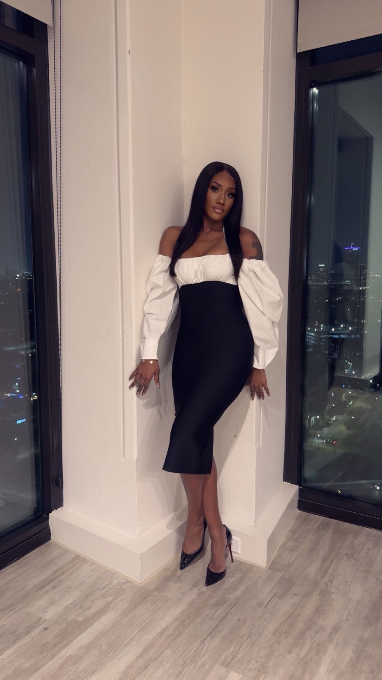 The Signature Straight 18'